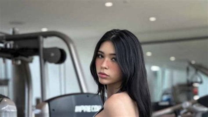 Aishah Sofey: Fitness, Lifestyle & Entrepreneur GBSCT - Your Guide!