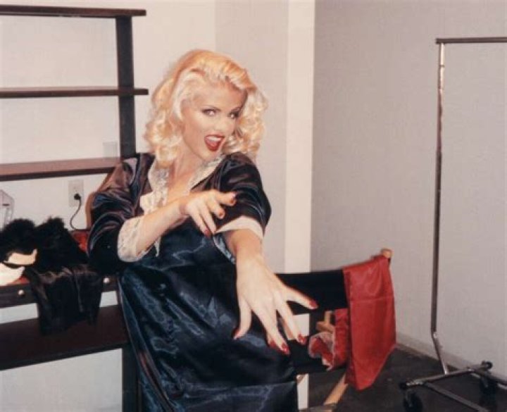 Anna Nicole Smith: The Iconic Life and Legacy