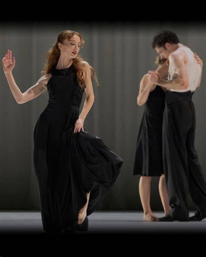 Baryshnikov Turning: A Revolutionary Moment in Dance History