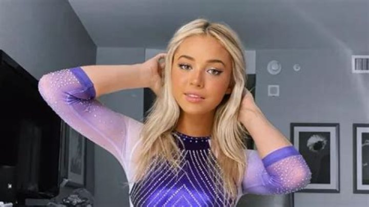 Breckie Hill: Age, Net Worth, Leaks & More - Unveiled!