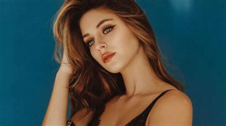 Camilla Araujo: Everything You Need to Know & Why You're Curious