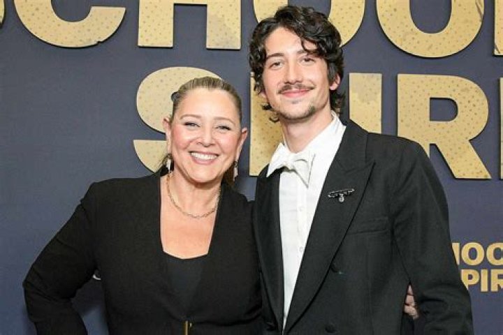 Camryn Manheim: A Comprehensive Exploration of Her Life, Career, and Legacy