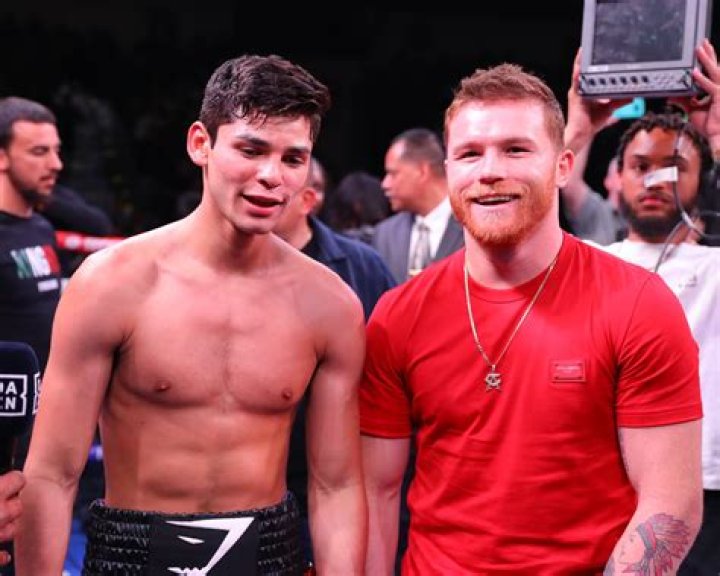 Canelo &Aacute;lvarez: The Young Phenomenon Redefining Boxing