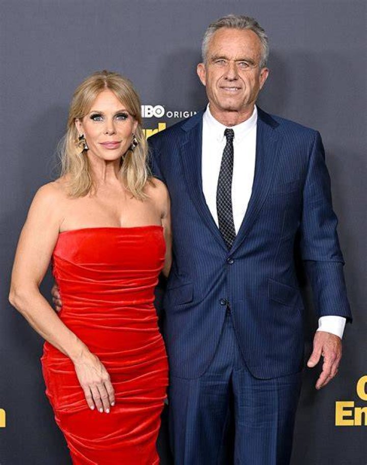 Cheryl Hines Husband: A Comprehensive Look into Her Personal Life