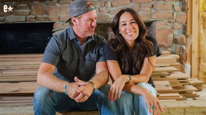Chip & Joanna Gaines: "Fixer Upper" Shocking News & Updates