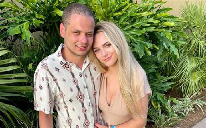 Erobb221 & Brittt: Miscarriage & Breakup Drama - Latest News