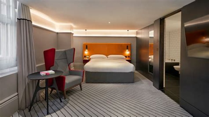 Experience the Luxury of Andaz London Liverpool Street