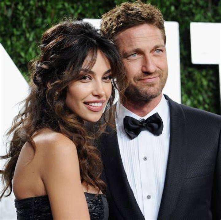 Gerard Butler Relationships: A Comprehensive Look Into the Life and Loves of the Hollywood Star