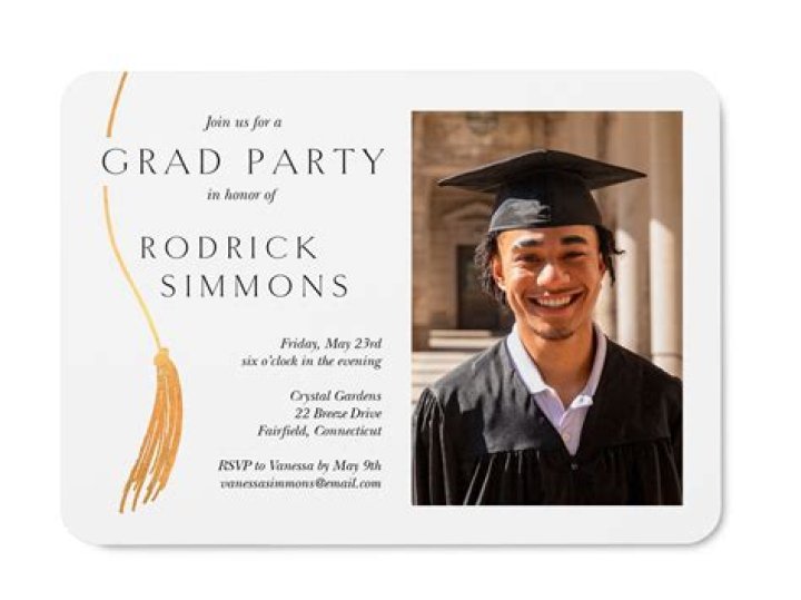 Graduation Announcements: Get Gifts & Congrats!