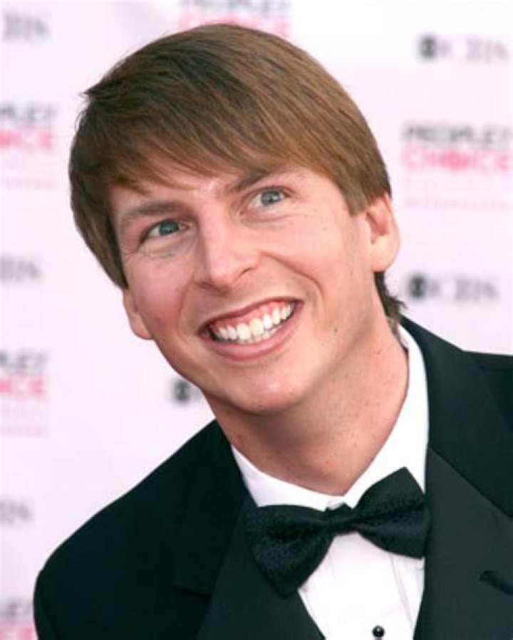 Is Jack McBrayer Gay? Exploring the Life, Career, and Personal Details of the Renowned Comedian