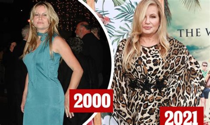 Jennifer Coolidge: Height, Weight & Body Measurements - All You Need to Know!