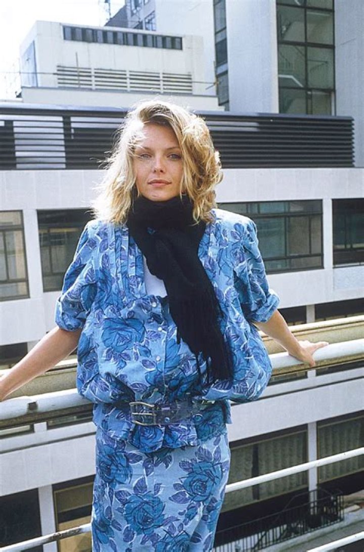 Michelle Pfeiffer: The Iconic Hollywood Star Who Defined Glamour and Talent