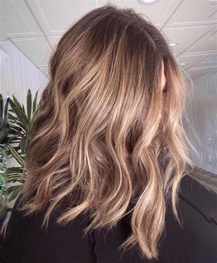 Mousy Brown Hair Highlights: A Comprehensive Guide to Achieving the Perfect Look