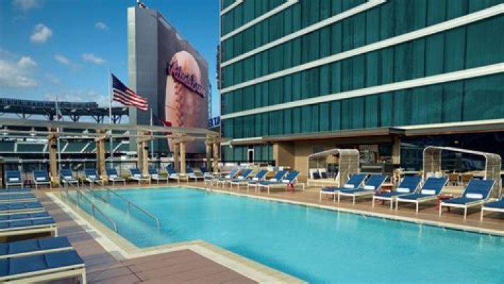 Omn&iacute; Hotel at Truist Park: Your Ultimate Stay Near SunTrust Park
