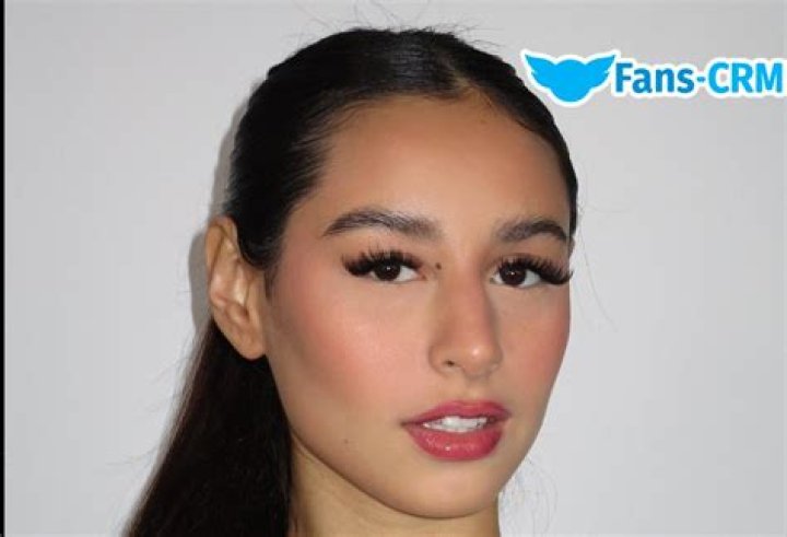 Sam Frank Leaked Nudes: A Comprehensive Analysis and Understanding