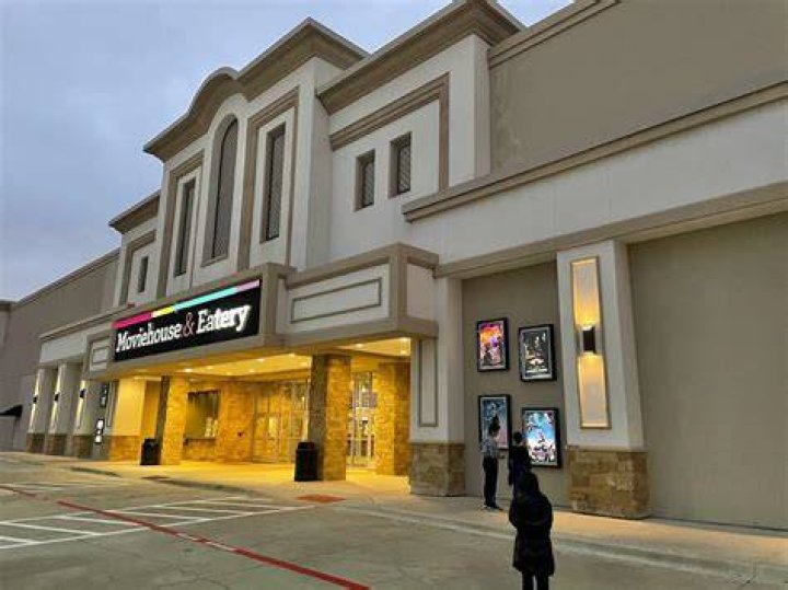 Theater and Eatery Flower Mound: A Unique Entertainment and Dining Experience