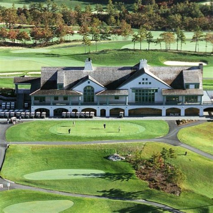 Unveiling the Hidden Gem: Waverly Oaks Golf Course Plymouth