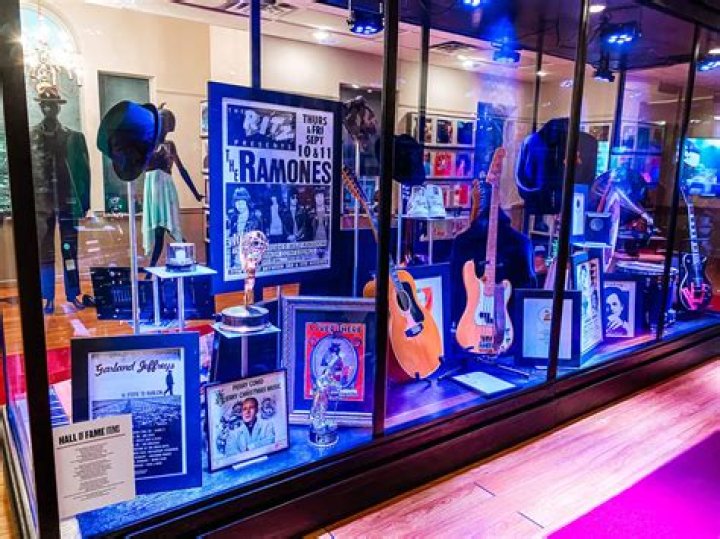 Why LiteFM Remains a Beloved Choice for Music and Entertainment